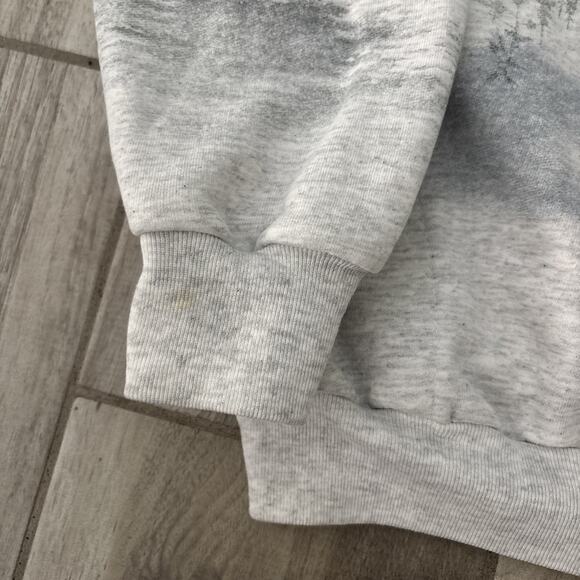 VTG Artisans Sunschein Designs Lake Bear Forest Snow Boat Y2K Sweatshirt Sz M - Picture 5 of 11